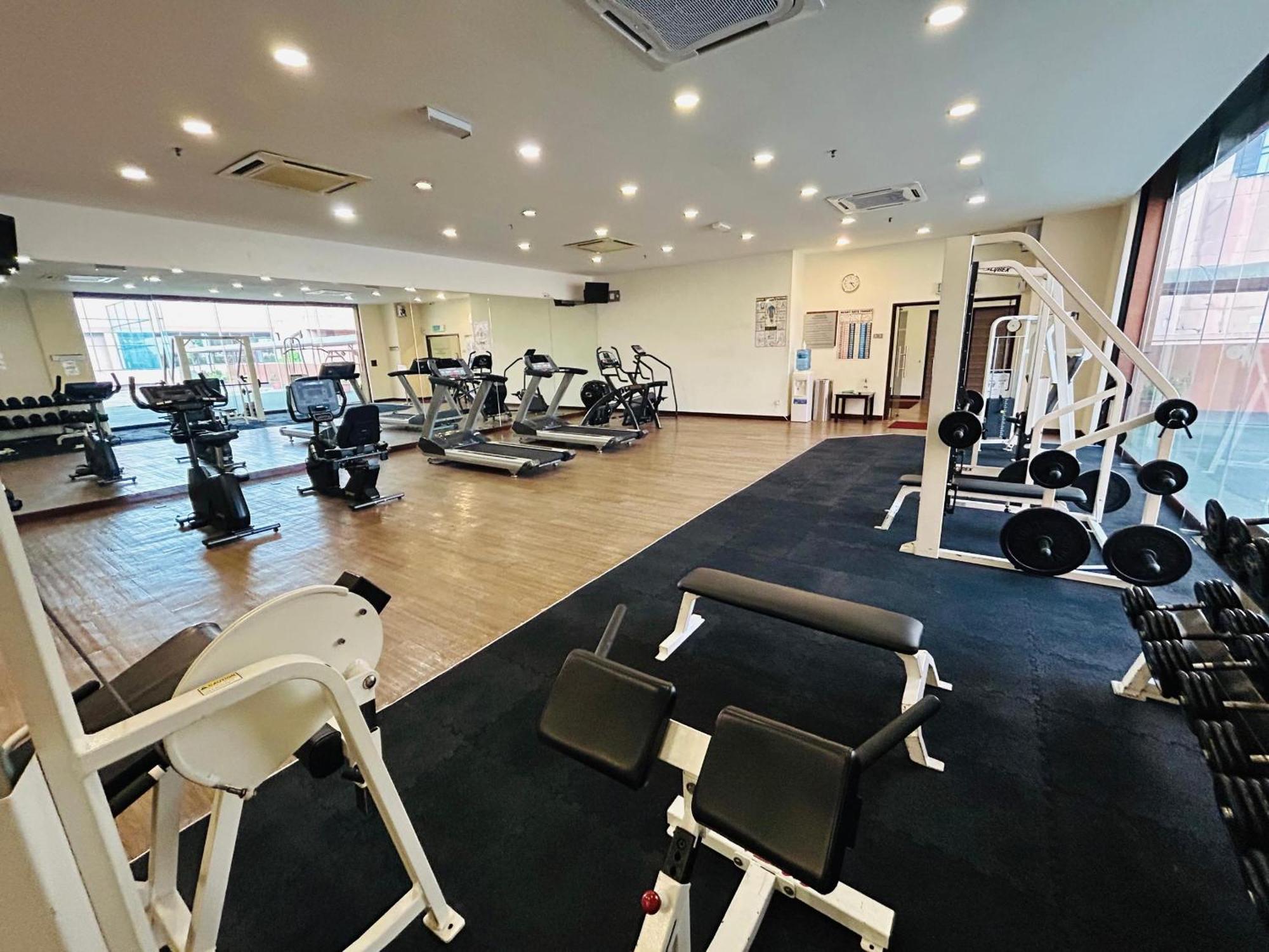 קואלה לומפור Kl Better Apartment At Times Square Kl מראה חיצוני תמונה